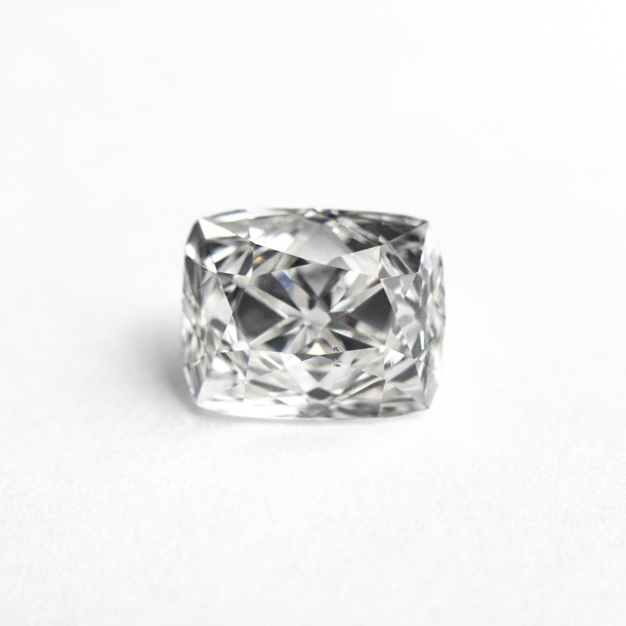 2.28ct 7.79x6.26x5.96mm HRD VS2 E Antique Peruzzi Cut 19889-01
