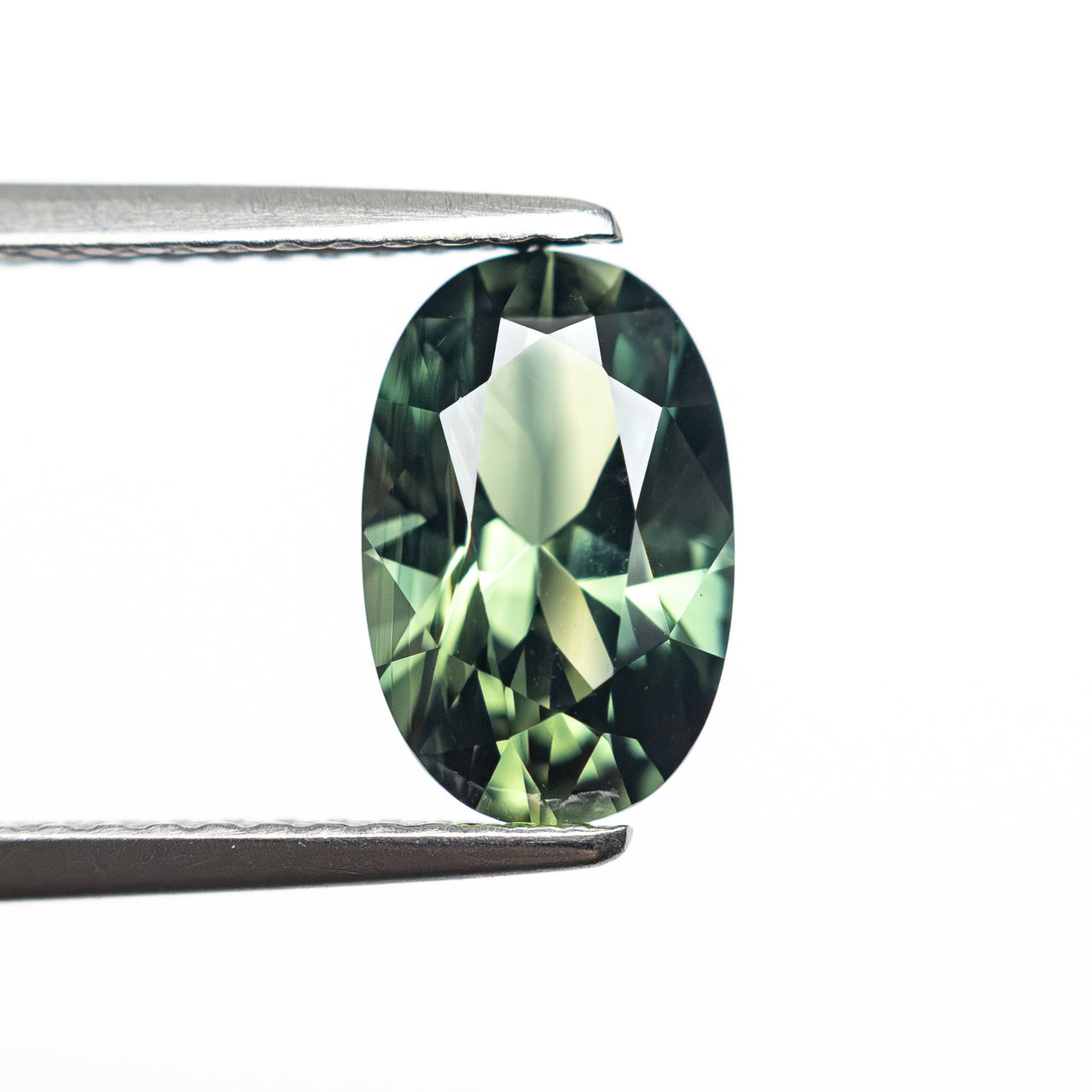 1.73ct 9.21x5.97x4.20mm Oval Brilliant Sapphire 27312-01