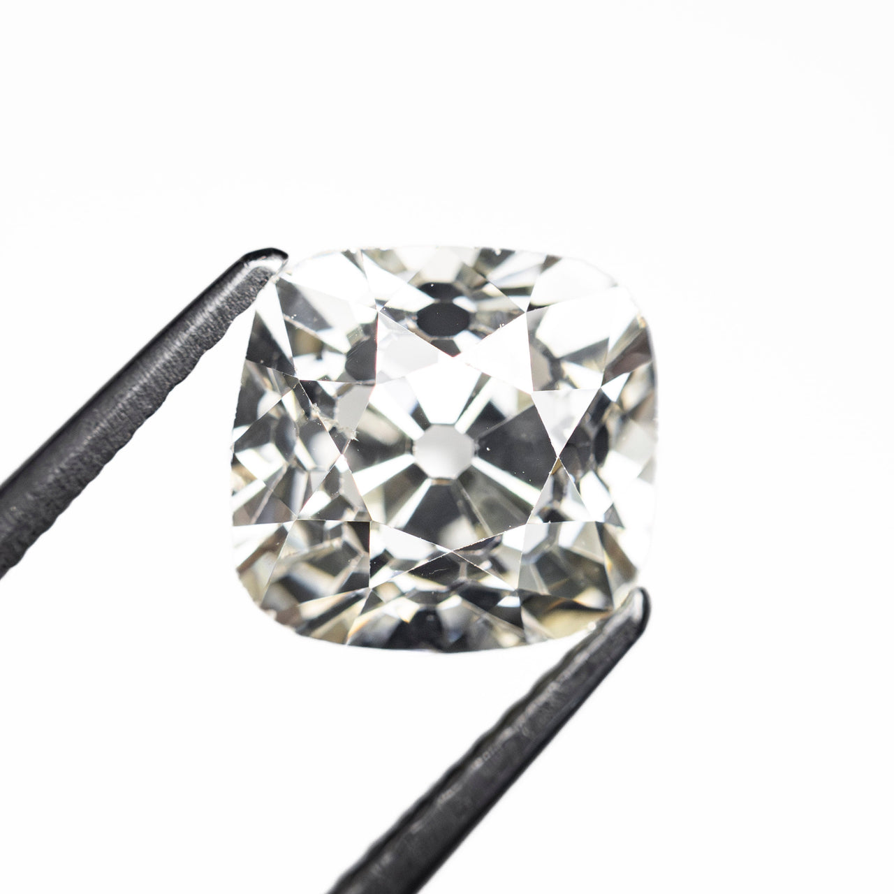 2.64ct 8.16x7.80x5.78mm GIA SI1 M Antique Peruzzi Cut 28035-01