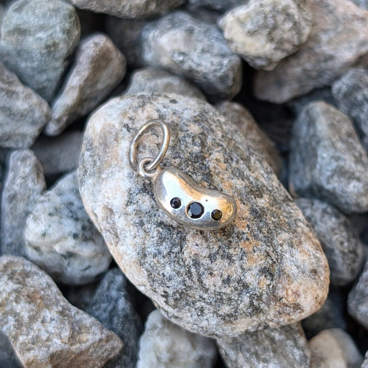 Silver Lucky Bean with 3 Black Spinel