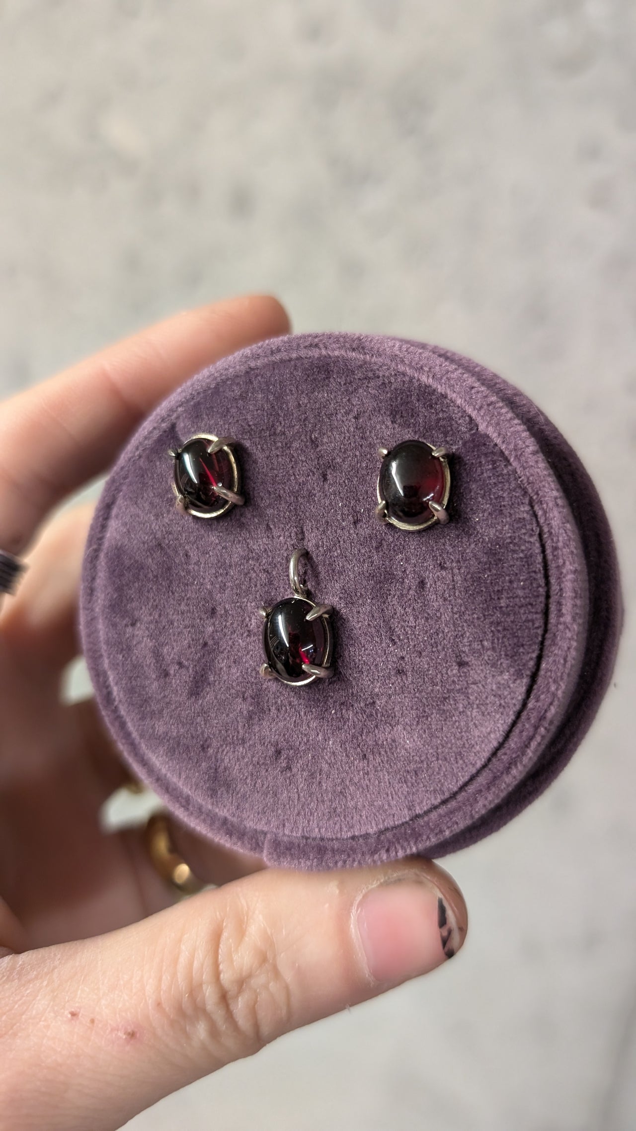 Garnet Prong Set Silver Earrings & Pendant Set